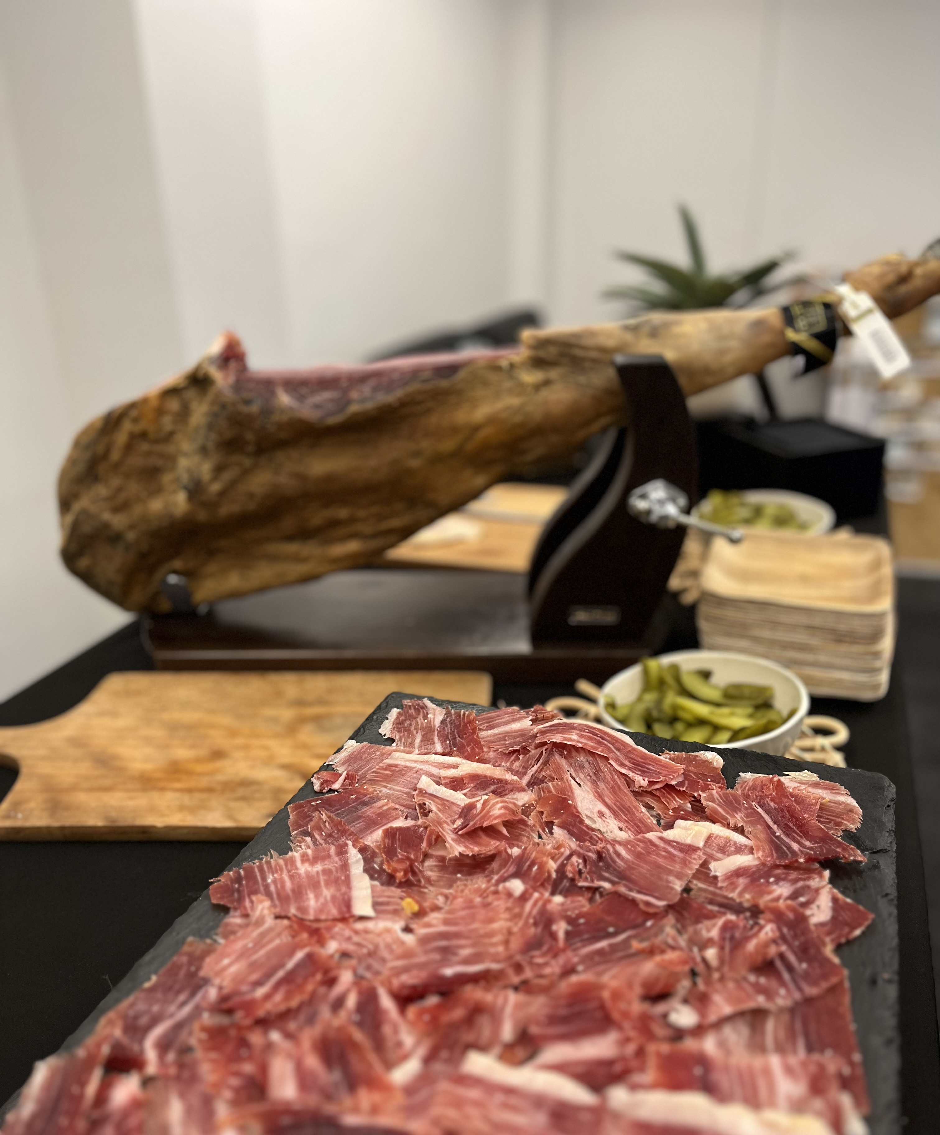 Terroir Pata Negra Les Furibons Soiree En Entreprise